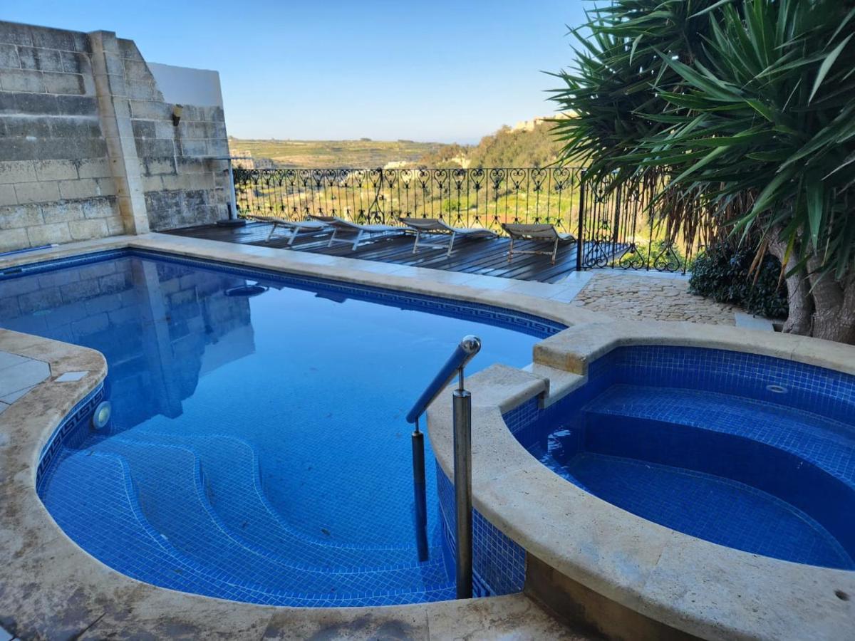 Bed and Breakfast Tranquil Escape In Gozo Shared Pool & Morning Meal Ghajn il-Kbira  Exterior foto